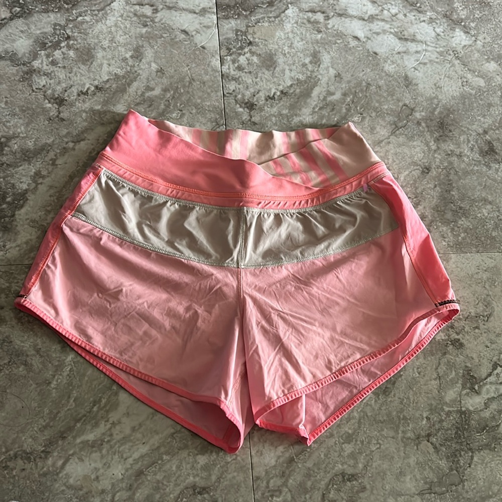 Lululemon shorts size 2 pink
